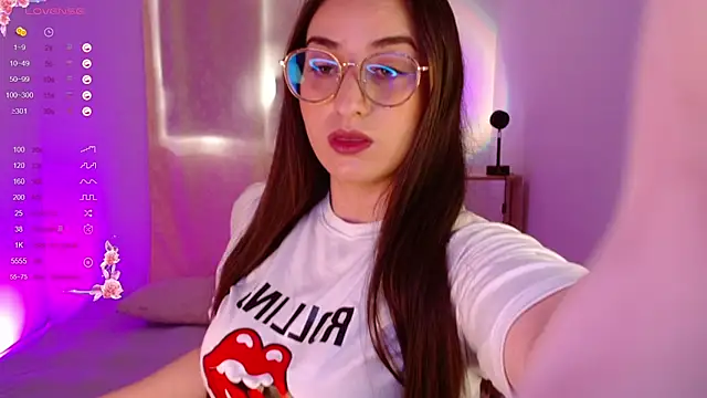 Snapshot of KARINA_FLOWER_ chatting on 6, 3, 2025 KARINA FLOWER  online show from 6, 3, 2025