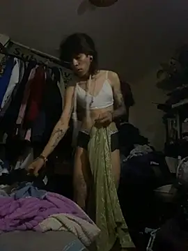 Snapshot of kirito_kun chatting on 3, 3, 2026 kirito kun online show from 3, 3, 2026