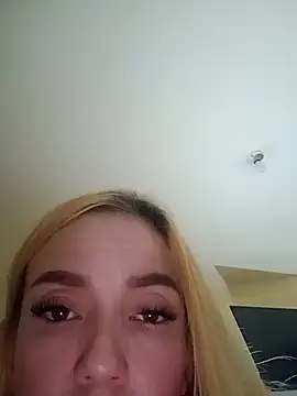 Snapshot of sara_crushx chatting on 23, 3, 2025 sara crushx online show from 23, 3, 2025