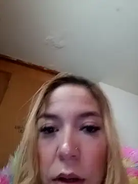 Snapshot of sara_crushx chatting on 15, 9, 2025 sara crushx online show from 15, 9, 2025