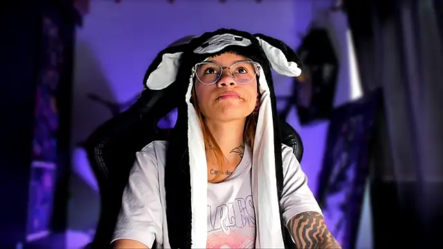 sofiafenty online show from 4, 10, 2025