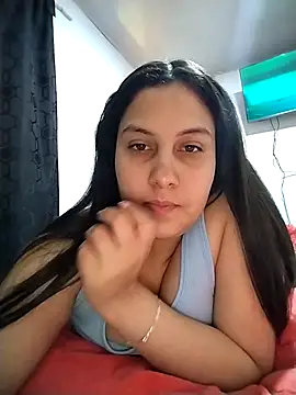 Snapshot of esmeralda_jadees chatting on 19, 4, 2026 esmeralda jadees online show from 19, 4, 2026