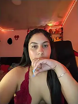 Snapshot of esmeralda_jadees chatting on 23, 5, 2026 esmeralda jadees online show from 23, 5, 2026