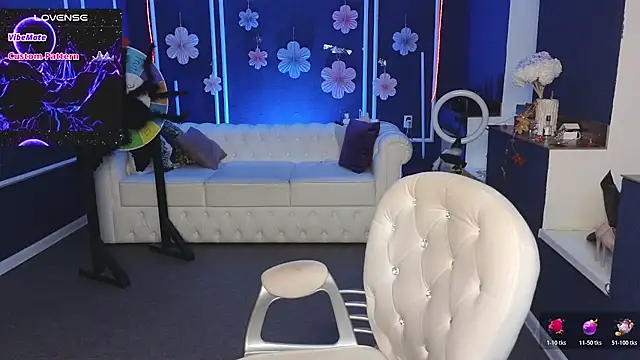 Snapshot of Kira_Kenet chatting on 27, 10, 2025 Kira Kenet online show from 27, 10, 2025