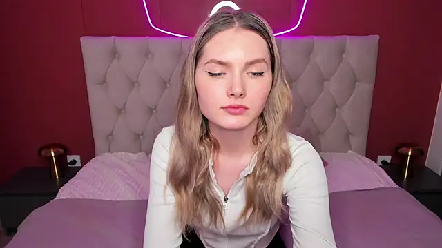 EvelineAmore online show from 19, 3, 2025