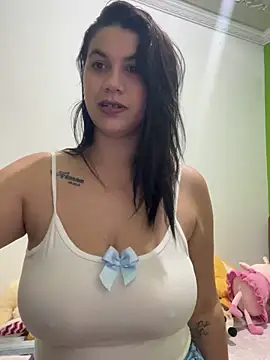 Snapshot of roldanmary chatting on 23, 10, 2025 roldanmary online show from 23, 10, 2025