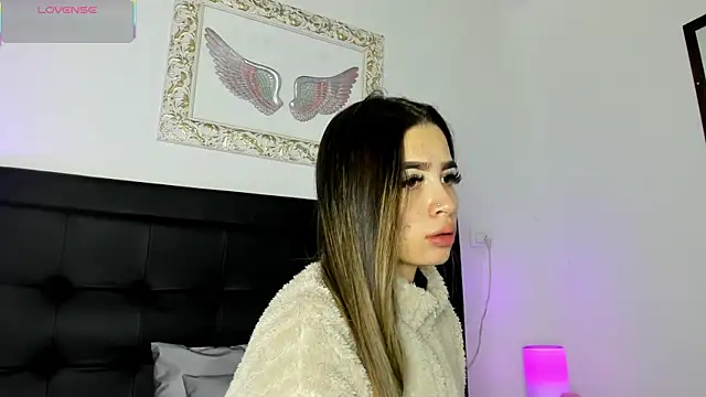 Lola Blondie online show from 27, 9, 2025