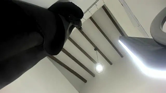 Lola Blondie online show from 17, 11, 2025