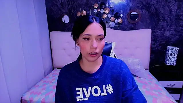 Snapshot of _LiilyWong chatting on 20, 9, 2025 LiilyWong online show from 20, 9, 2025