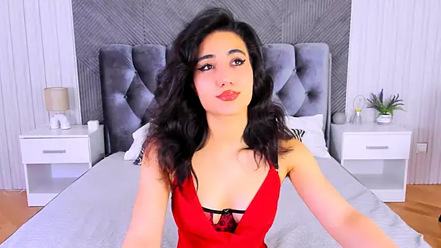 Maya Rogerss online show from 15, 9, 2025