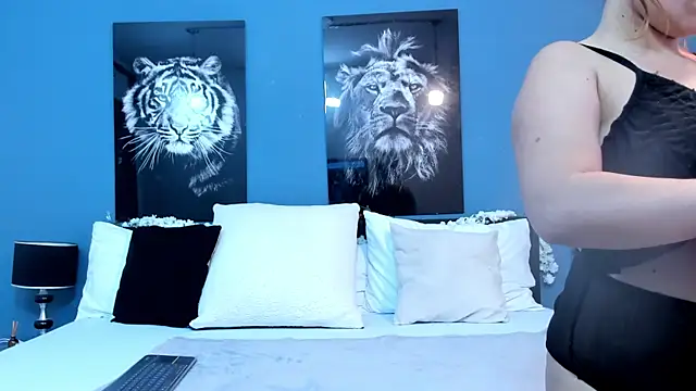 SophiaQueens online show from 20, 11, 2025