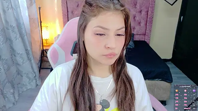 Snapshot of sweet__thang chatting on 6, 5, 2026 sweet thang online show from 6, 5, 2026