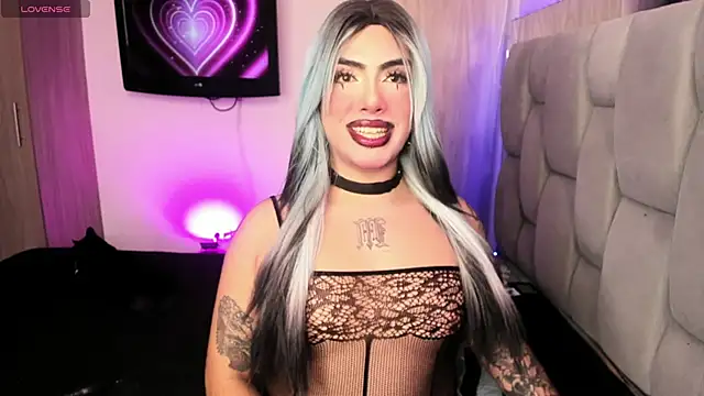 Sophie whitexxx online show from 11, 1, 2026