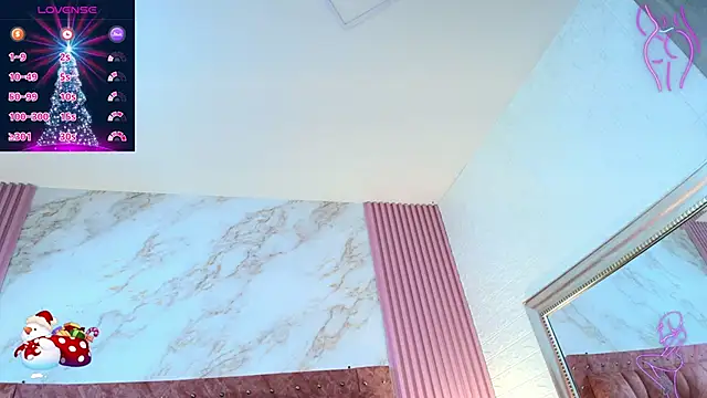 Snapshot of goldilockss15 chatting on 5, 12, 2025 goldilockss15 online show from 5, 12, 2025