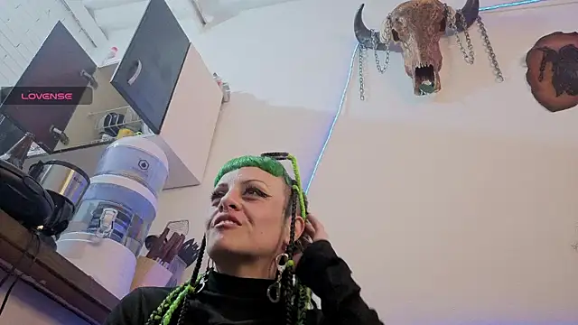 freyaa sorcerees online show from 21, 10, 2025