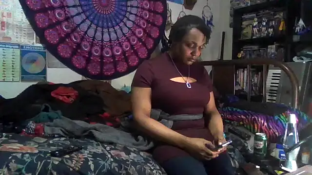 GardeniaFields online show from 4, 12, 2025