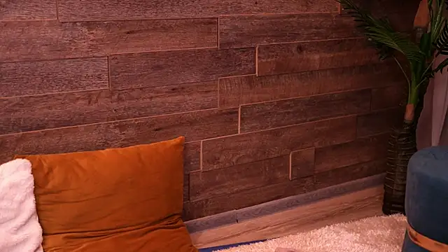 TanyaVonDe online show from 4, 10, 2025