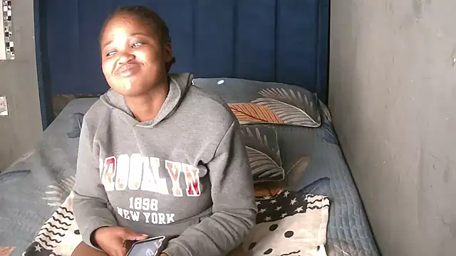 SexyShybarbie online show from 15, 12, 2025