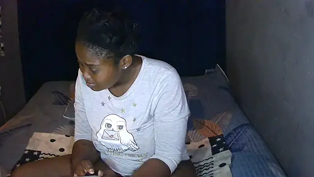 Snapshot of SexyShybarbie chatting on 1, 2, 2026 SexyShybarbie online show from 1, 2, 2026