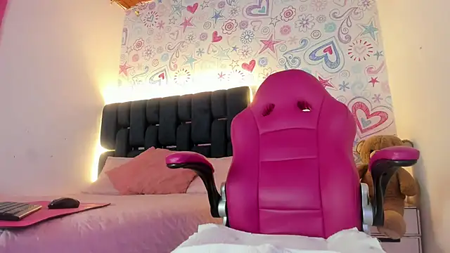 Snapshot of margott_22_ chatting on 26, 11, 2025 margott 22 online show from 26, 11, 2025