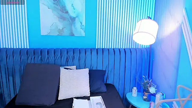 roxy hell online show from 25, 10, 2025