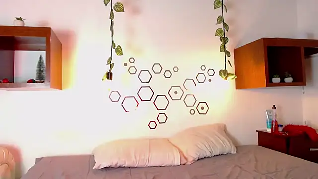 wet valery online show from 23, 12, 2025