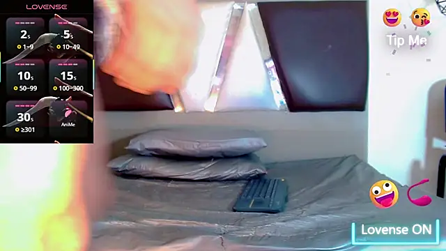 alexsandra kiss online show from 2, 12, 2025