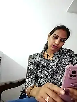 Snapshot of Hotty-Nidhi chatting on 17, 3, 2025 Hotty-Nidhi online show from 17, 3, 2025