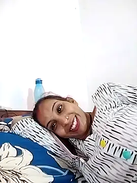 Snapshot of Hotty-Nidhi chatting on 18, 3, 2025 Hotty-Nidhi online show from 18, 3, 2025