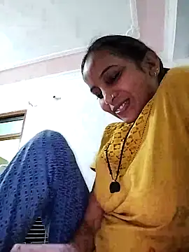 Snapshot of Hotty-Nidhi chatting on 21, 3, 2025 Hotty-Nidhi online show from 21, 3, 2025
