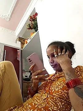Snapshot of Hotty-Nidhi chatting on 14, 10, 2025 Hotty-Nidhi online show from 14, 10, 2025