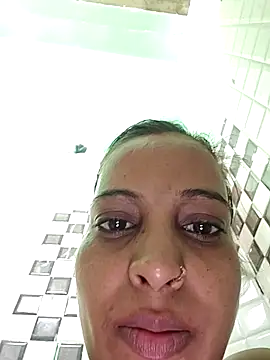 Snapshot of Hotty-Nidhi chatting on 25, 10, 2025 Hotty-Nidhi online show from 25, 10, 2025