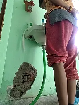 Hotty-Nidhi online show from 3, 2, 2026