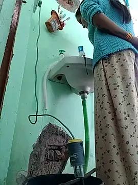 Hotty-Nidhi online show from 9, 2, 2026