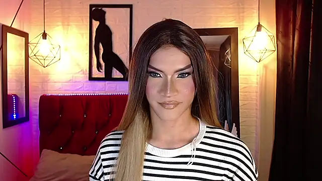 Snapshot of agatha_rodriguez chatting on 4, 12, 2025 agatha rodriguez online show from 4, 12, 2025