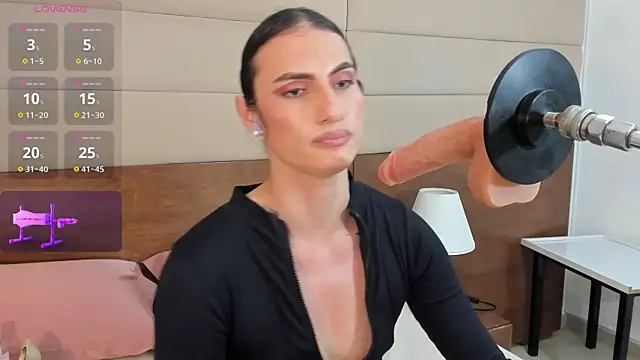 Snapshot of shantall_skinny chatting on 19, 1, 2026 shantall skinny online show from 19, 1, 2026