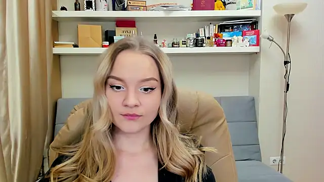 Kara Smith  online show from 10, 1, 2025