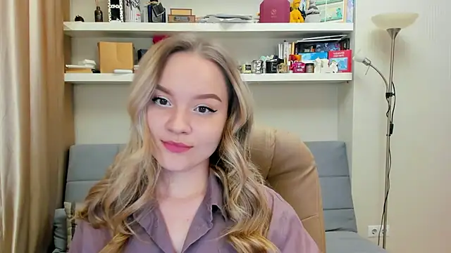 Kara Smith  online show from 30, 1, 2025