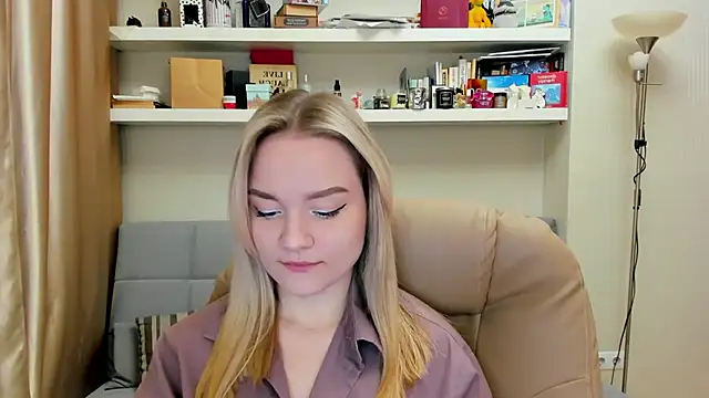 Kara Smith  online show from 11, 3, 2025