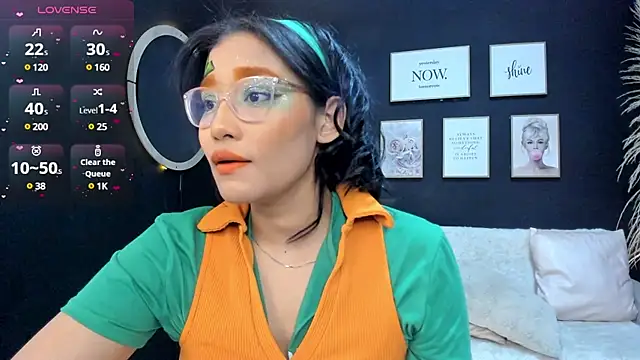 Snapshot of anya_ford chatting on 17, 3, 2025 anya ford online show from 17, 3, 2025