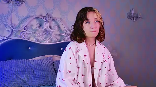 Gia Riccardo online show from 13, 1, 2026