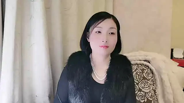 Rachel-6600 online show from 3, 12, 2025