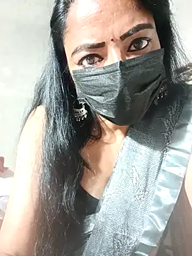 Snapshot of Shurbhi-Sharma chatting on 8, 11, 2025 Shurbhi-Sharma online show from 8, 11, 2025