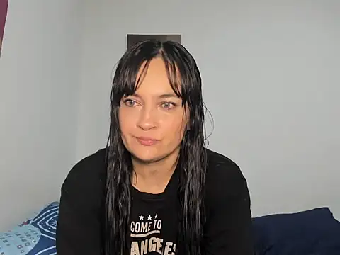 megan milf79 online show from 24, 10, 2025