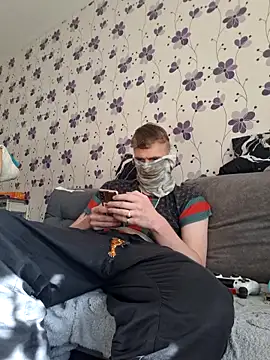 Snapshot of ThePython666 chatting on 20, 10, 2025 ThePython666 online show from 20, 10, 2025