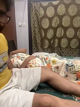 Snapshot of lustyindiancouple chatting on 15, 3, 2025 lustyindiancouple online show from 15, 3, 2025