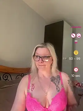 Curvy-Cleo online show from 1, 5, 2026