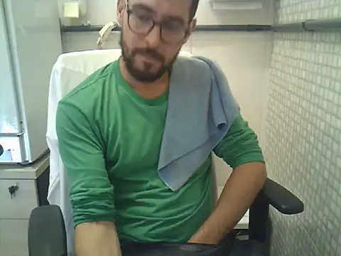 Snapshot of pdasgyn chatting on 9, 7, 2026 pdasgyn online show from 9, 7, 2026
