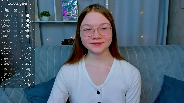 Snapshot of luv_tessa chatting on 9, 1, 2026 luv tessa online show from 9, 1, 2026