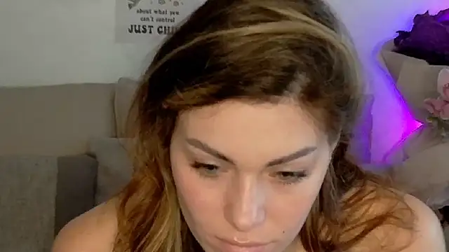 SweetDarling7 online show from 8, 3, 2026